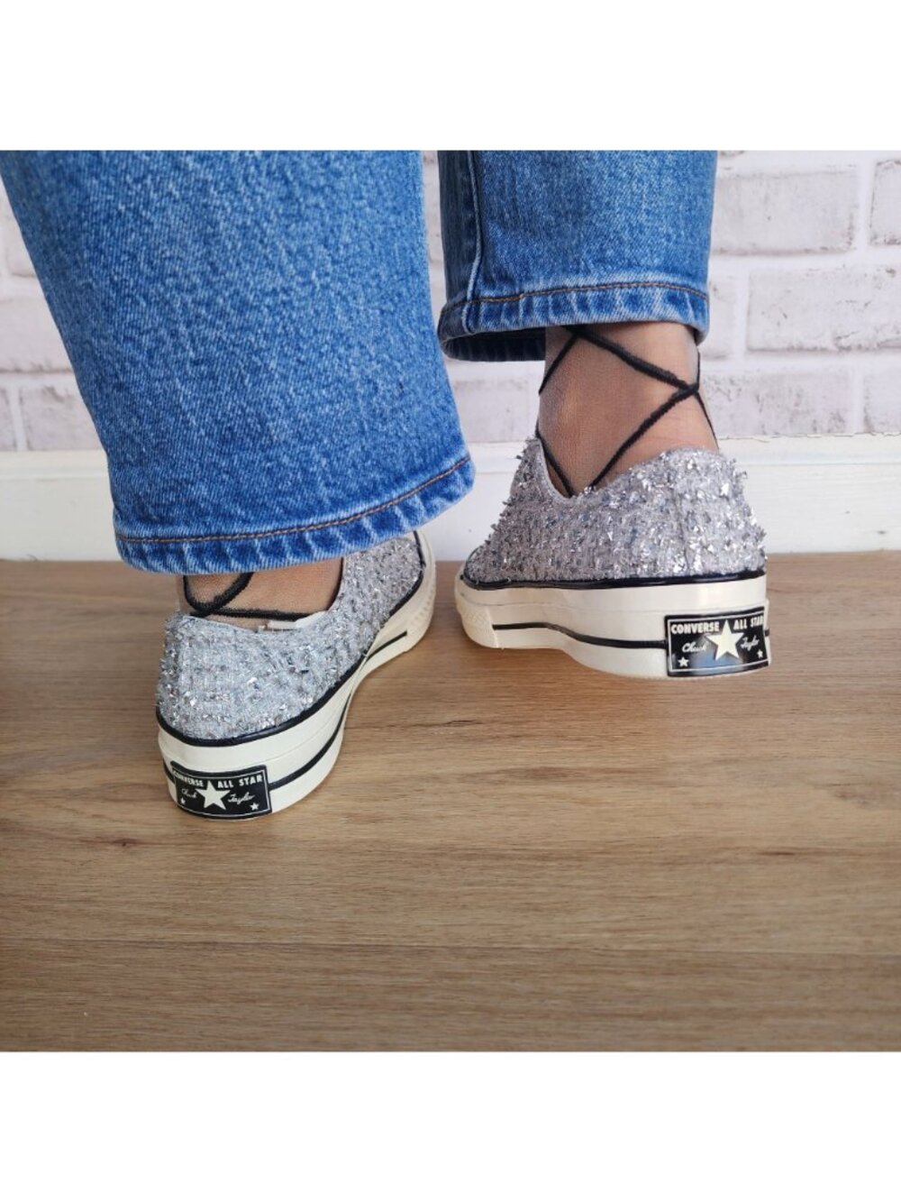 ⭐Converse Chuck 70 Metallic Tweed Low Sz 7.5 Womens Shoes Sneaker Silver A14443C - Picture 5 of 12